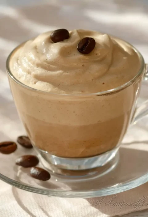 Mousse al Caffè con Ricotta, dessert cremoso e gustoso al caffè