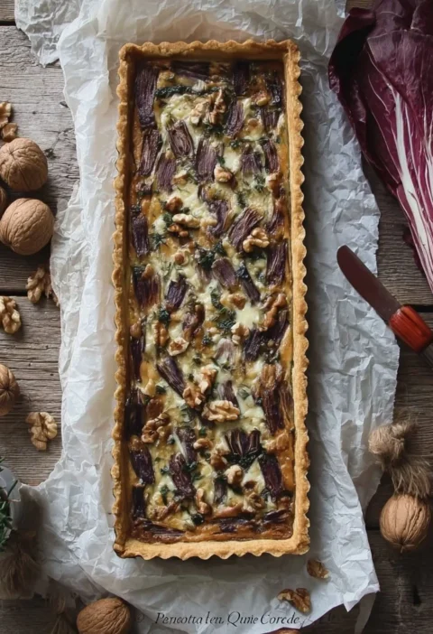 Quiche di farro con noci, radicchio, olive e crescenza - ricetta vegan gourmet
