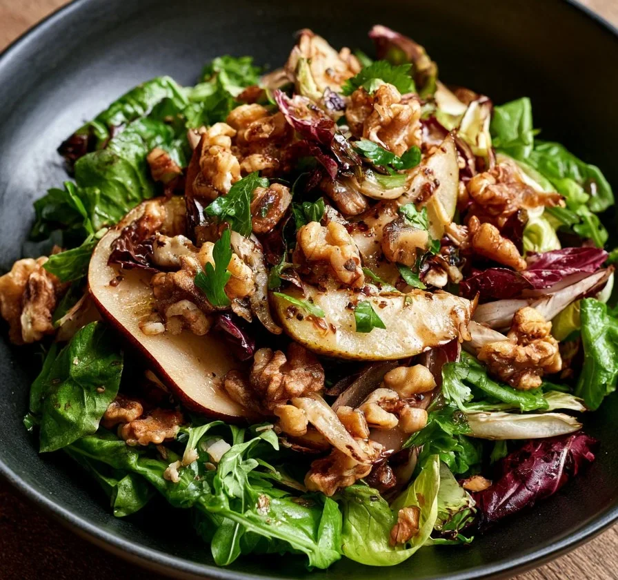 Insalata di Pere, Cicoria e Noci - un piatto fresco e salutare